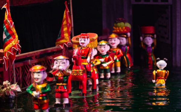 Lo spettacolo delle Marionette sull'acqua al Teatro di Thang Long