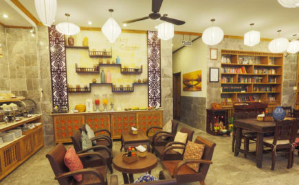 Vinh Hung Library Hotel