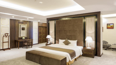 Muong Thanh Luxury Nhat Le Hotel