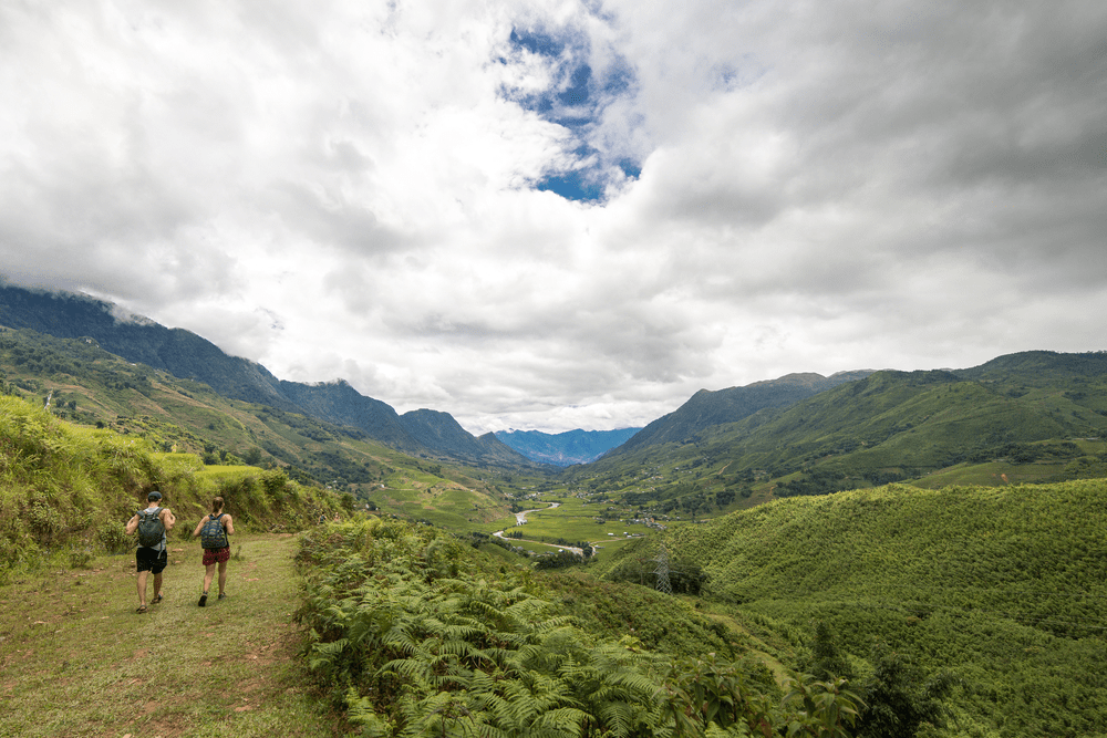 Guida Turistica Parlante Italiano In Vietnam, Laos E Cambogia