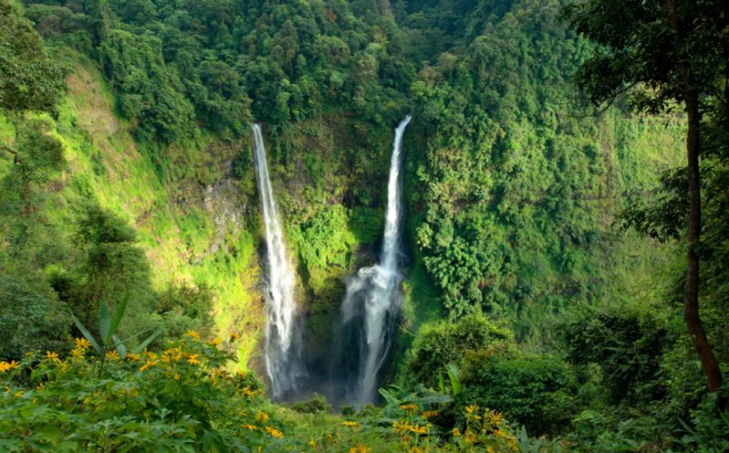 VIAGGIO IN MERAVIGLIOSO LAOS