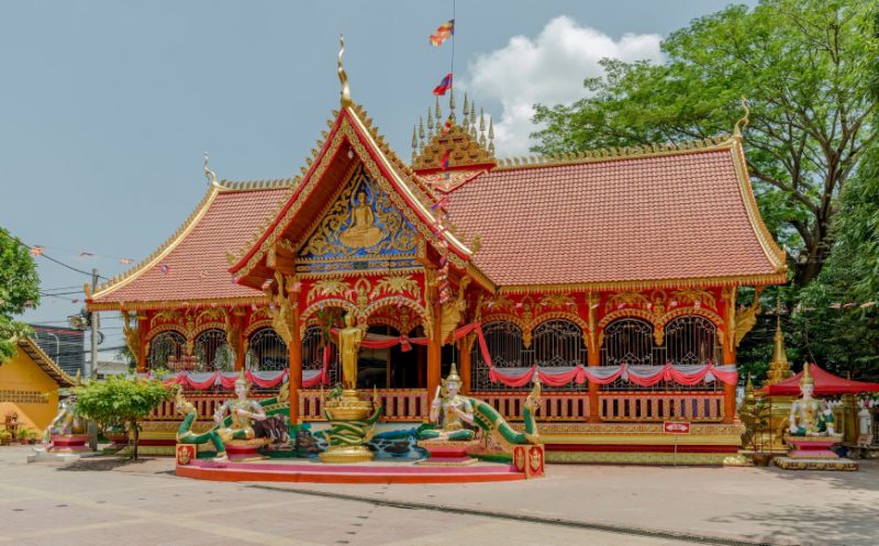 VIAGGIO IN MERAVIGLIOSO LAOS