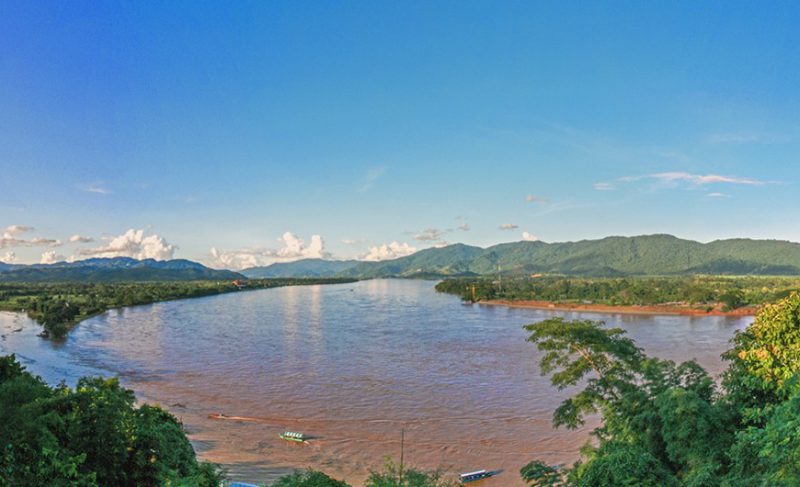 CROCIERA SUL MEKONG LAOS SETTENTRIONALE